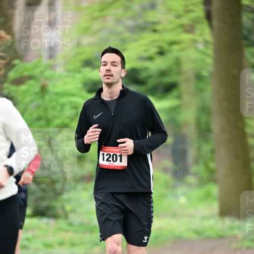 19.04.2026 - Hammer Lauf Dr. Thomas Lammeyer http://msf.ph/oto/9539484 19.04.2026 10:40:16 Laufen 1201 meine-sportfotos.de
