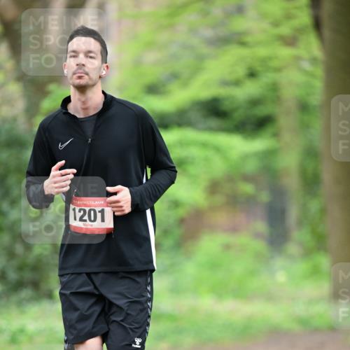 19.04.2026 - Hammer Lauf Dr. Thomas Lammeyer http://msf.ph/oto/9539491 19.04.2026 10:40:17 Laufen 1201 meine-sportfotos.de