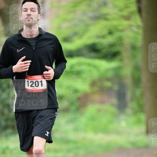 19.04.2026 - Hammer Lauf Dr. Thomas Lammeyer http://msf.ph/oto/9539493 19.04.2026 10:40:17 Laufen 1201 meine-sportfotos.de