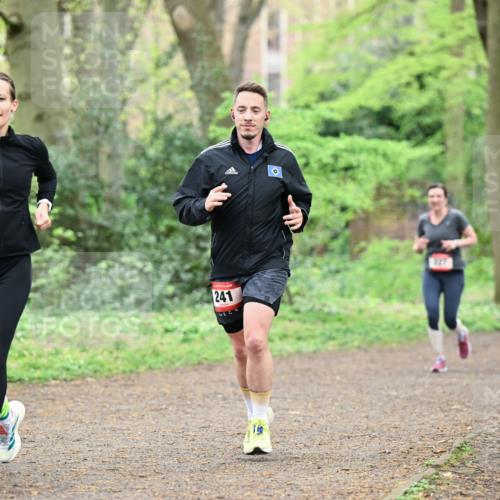 19.04.2026 - Hammer Lauf Dr. Thomas Lammeyer http://msf.ph/oto/9540099 19.04.2026 10:41:51 Laufen 227, 241 meine-sportfotos.de