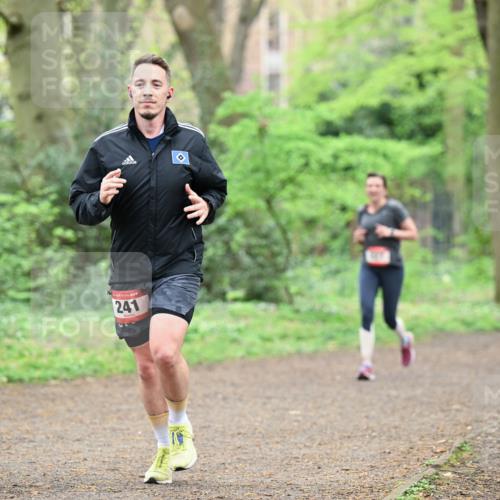 19.04.2026 - Hammer Lauf Dr. Thomas Lammeyer http://msf.ph/oto/9540105 19.04.2026 10:41:52 Laufen 241 meine-sportfotos.de