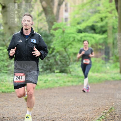 19.04.2026 - Hammer Lauf Dr. Thomas Lammeyer http://msf.ph/oto/9540110 19.04.2026 10:41:52 Laufen 241 meine-sportfotos.de
