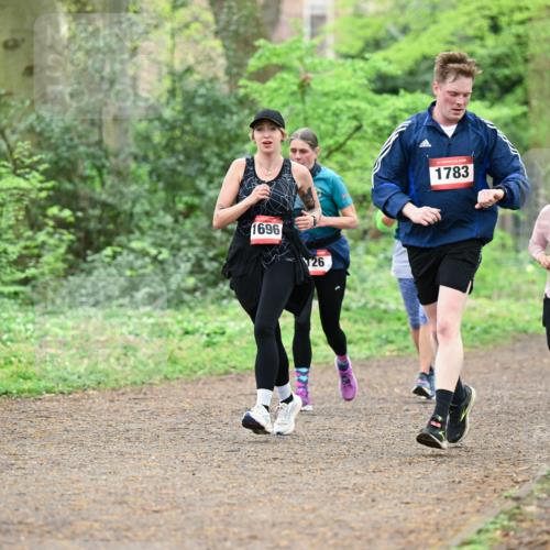 19.04.2026 - Hammer Lauf Dr. Thomas Lammeyer http://msf.ph/oto/9540477 19.04.2026 10:43:25 Laufen 1696, 126, 1783, 667, 652 meine-sportfotos.de