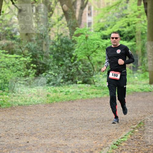 19.04.2026 - Hammer Lauf Dr. Thomas Lammeyer http://msf.ph/oto/9540687 19.04.2026 10:44:01 Laufen 180 meine-sportfotos.de