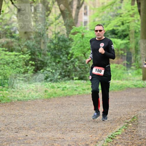 19.04.2026 - Hammer Lauf Dr. Thomas Lammeyer http://msf.ph/oto/9540692 19.04.2026 10:44:01 Laufen 180, 500 meine-sportfotos.de