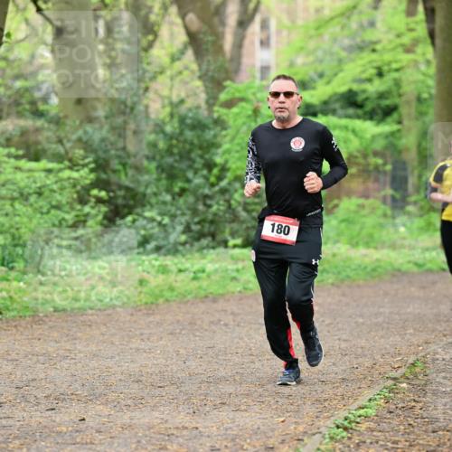 19.04.2026 - Hammer Lauf Dr. Thomas Lammeyer http://msf.ph/oto/9540697 19.04.2026 10:44:01 Laufen 180 meine-sportfotos.de