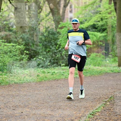 19.04.2026 - Hammer Lauf Dr. Thomas Lammeyer http://msf.ph/oto/9540810 19.04.2026 10:44:26 Laufen 107 meine-sportfotos.de