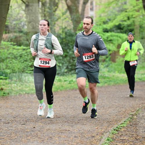 19.04.2026 - Hammer Lauf Dr. Thomas Lammeyer http://msf.ph/oto/9541519 19.04.2026 10:46:44 Laufen 1294, 1293, 145 meine-sportfotos.de