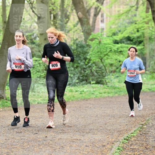 19.04.2026 - Hammer Lauf Dr. Thomas Lammeyer http://msf.ph/oto/9541560 19.04.2026 10:47:07 Laufen 910, 909, 1262, 122 meine-sportfotos.de