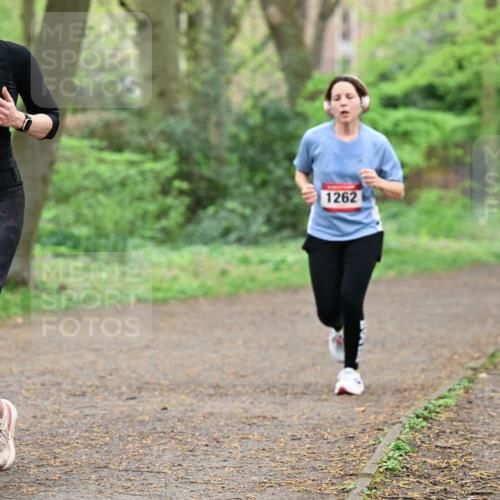 19.04.2026 - Hammer Lauf Dr. Thomas Lammeyer http://msf.ph/oto/9541570 19.04.2026 10:47:09 Laufen 909, 1262 meine-sportfotos.de