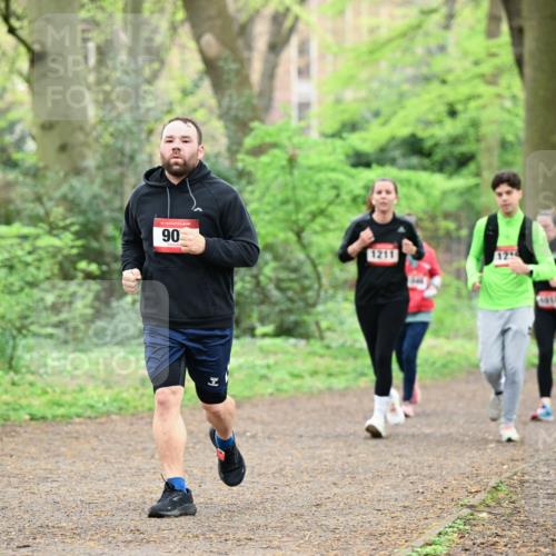 19.04.2026 - Hammer Lauf Dr. Thomas Lammeyer http://msf.ph/oto/9541664 19.04.2026 10:47:42 Laufen 1211 meine-sportfotos.de