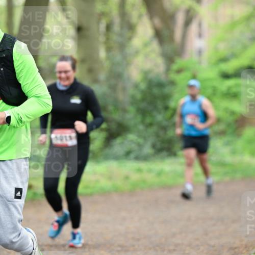 19.04.2026 - Hammer Lauf Dr. Thomas Lammeyer http://msf.ph/oto/9541695 19.04.2026 10:47:47 Laufen 1210, 1014 meine-sportfotos.de