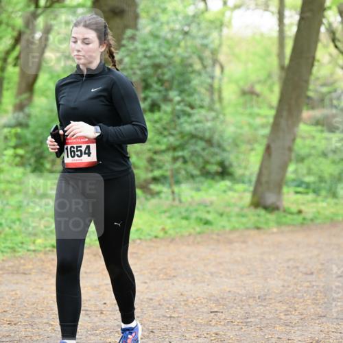 19.04.2026 - Hammer Lauf Dr. Thomas Lammeyer http://msf.ph/oto/9541779 19.04.2026 10:48:13 Laufen 1654 meine-sportfotos.de