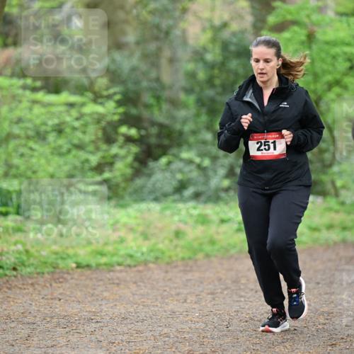 19.04.2026 - Hammer Lauf Dr. Thomas Lammeyer http://msf.ph/oto/9541930 19.04.2026 10:49:21 Laufen 2517 meine-sportfotos.de