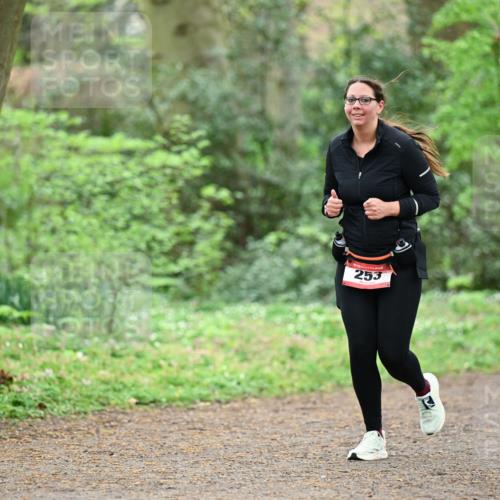 19.04.2026 - Hammer Lauf Dr. Thomas Lammeyer http://msf.ph/oto/9542032 19.04.2026 10:50:05 Laufen 253 meine-sportfotos.de