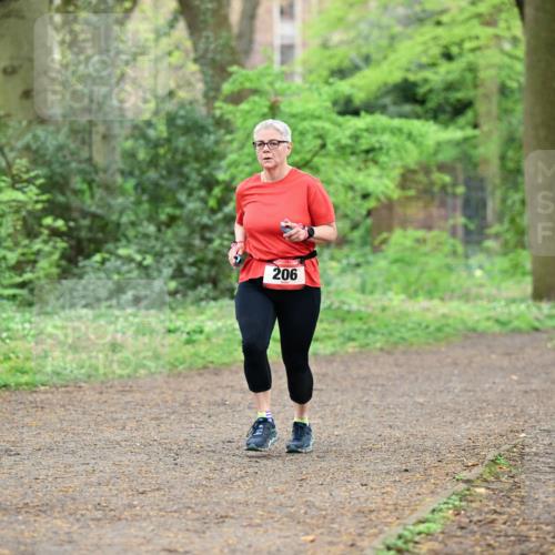 19.04.2026 - Hammer Lauf Dr. Thomas Lammeyer http://msf.ph/oto/9542402 19.04.2026 10:52:40 Laufen 206 meine-sportfotos.de