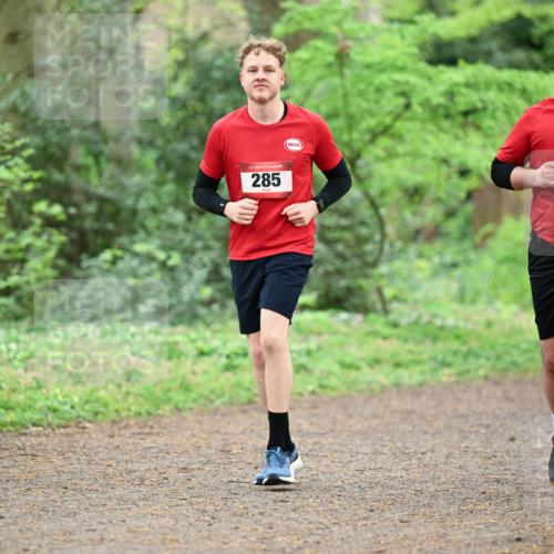 19.04.2026 - Hammer Lauf Dr. Thomas Lammeyer http://msf.ph/oto/9542625 19.04.2026 10:54:37 Laufen 285, 1032 meine-sportfotos.de