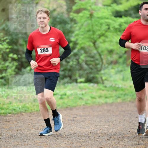 19.04.2026 - Hammer Lauf Dr. Thomas Lammeyer http://msf.ph/oto/9542630 19.04.2026 10:54:38 Laufen 285, 1032 meine-sportfotos.de
