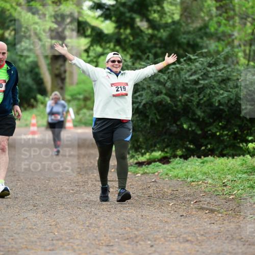 19.04.2026 - Hammer Lauf Dr. Thomas Lammeyer http://msf.ph/oto/9542873 19.04.2026 11:00:25 Laufen 220, 219 meine-sportfotos.de