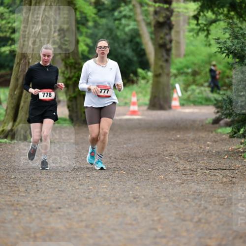 19.04.2026 - Hammer Lauf Dr. Thomas Lammeyer http://msf.ph/oto/9543068 19.04.2026 11:01:59 Laufen 777, 778 meine-sportfotos.de