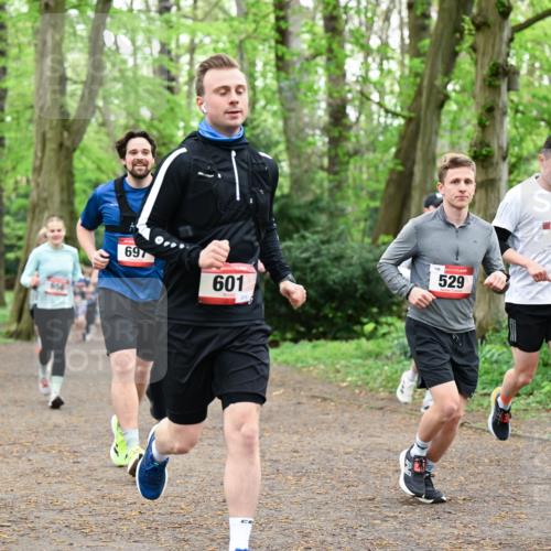 19.04.2026 - Hammer Lauf Dr. Thomas Lammeyer http://msf.ph/oto/9544111 19.04.2026 11:04:12 Laufen 656, 697, 529, 601, 494 meine-sportfotos.de
