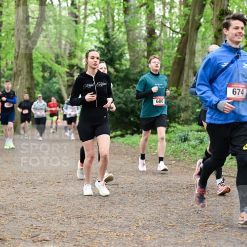 19.04.2026 - Hammer Lauf Dr. Thomas Lammeyer http://msf.ph/oto/9544342 19.04.2026 11:04:37 Laufen 680, 674, 673 meine-sportfotos.de