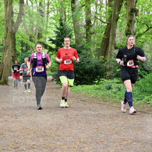 19.04.2026 - Hammer Lauf Dr. Thomas Lammeyer http://msf.ph/oto/9544449 19.04.2026 11:04:48 Laufen 202, 201, 681 meine-sportfotos.de