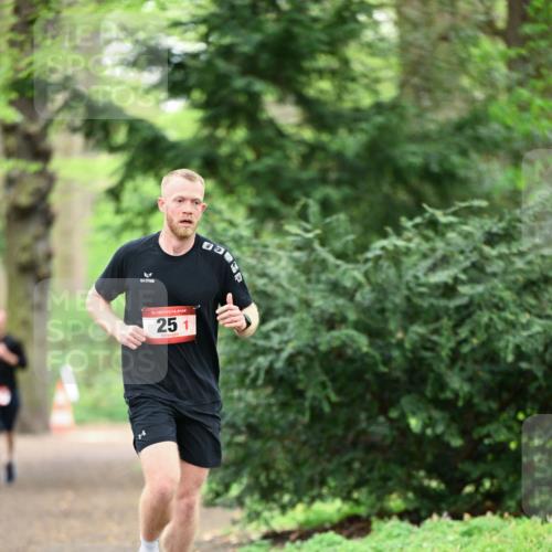 19.04.2026 - Hammer Lauf Dr. Thomas Lammeyer http://msf.ph/oto/9545512 19.04.2026 11:25:32 Laufen 251 meine-sportfotos.de