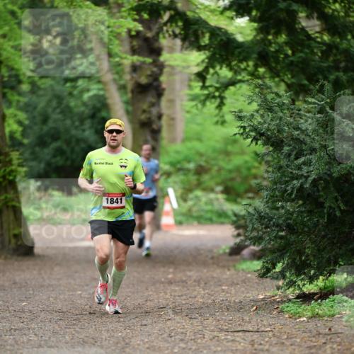 19.04.2026 - Hammer Lauf Dr. Thomas Lammeyer http://msf.ph/oto/9545815 19.04.2026 11:26:32 Laufen 1841 meine-sportfotos.de