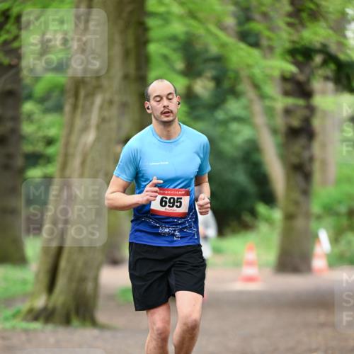19.04.2026 - Hammer Lauf Dr. Thomas Lammeyer http://msf.ph/oto/9545968 19.04.2026 11:27:01 Laufen 695 meine-sportfotos.de