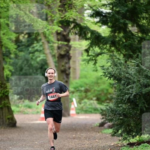19.04.2026 - Hammer Lauf Dr. Thomas Lammeyer http://msf.ph/oto/9546203 19.04.2026 11:28:01 Laufen 2015, 1681 meine-sportfotos.de