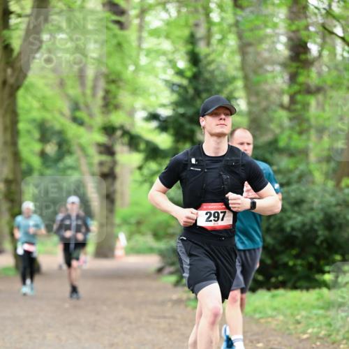 19.04.2026 - Hammer Lauf Dr. Thomas Lammeyer http://msf.ph/oto/9546491 19.04.2026 11:29:32 Laufen 297 meine-sportfotos.de
