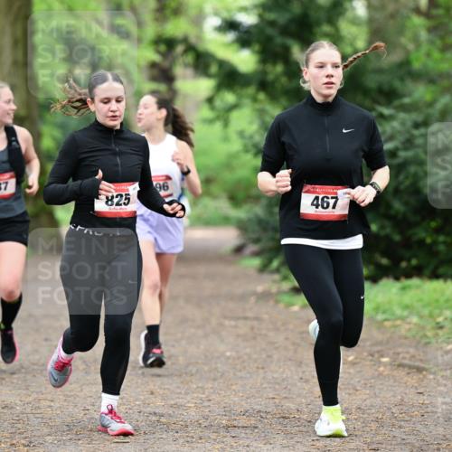 19.04.2026 - Hammer Lauf Dr. Thomas Lammeyer http://msf.ph/oto/9548648 19.04.2026 11:33:18 Laufen 987, 825, 467 meine-sportfotos.de