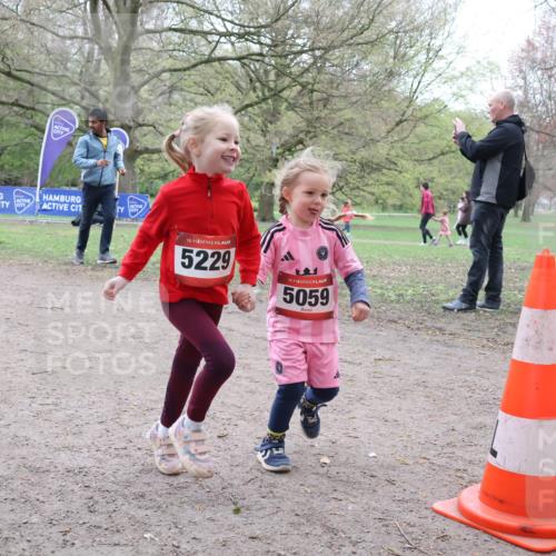 19.04.2026 - Hammer Lauf Lena Gebhardt http://msf.ph/oto/9561886 19.04.2026 09:01:52 Laufen 5130, 16, 5229, 16, 5059 meine-sportfotos.de