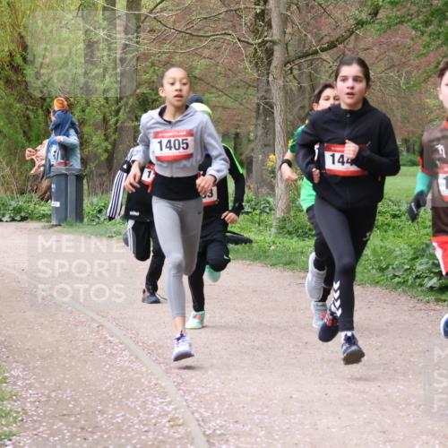 19.04.2026 - Hammer Lauf Lena Gebhardt http://msf.ph/oto/9562359 19.04.2026 09:25:05 Laufen 1405, 1532, 144, 1055, 1 meine-sportfotos.de