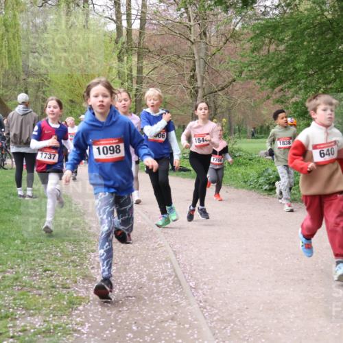 19.04.2026 - Hammer Lauf Lena Gebhardt http://msf.ph/oto/9562572 19.04.2026 09:26:23 Laufen 1737, 1098, 06, 1544, 1706, 1838, 640 meine-sportfotos.de