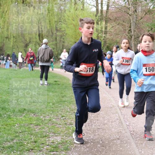 19.04.2026 - Hammer Lauf Lena Gebhardt http://msf.ph/oto/9562642 19.04.2026 09:26:43 Laufen 18, 1367, 16, 1501, 16, 146 meine-sportfotos.de