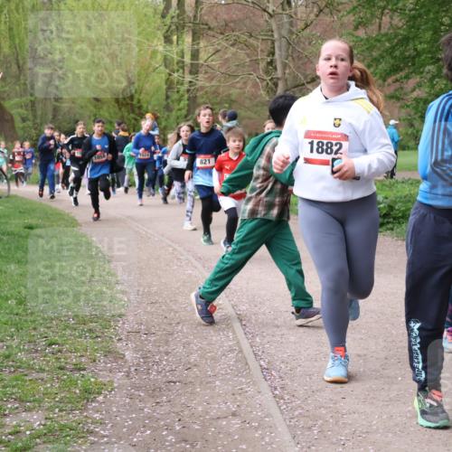 19.04.2026 - Hammer Lauf Lena Gebhardt http://msf.ph/oto/9562664 19.04.2026 09:26:50 Laufen 1058, 1024, 821, 1882, 16, 141 meine-sportfotos.de