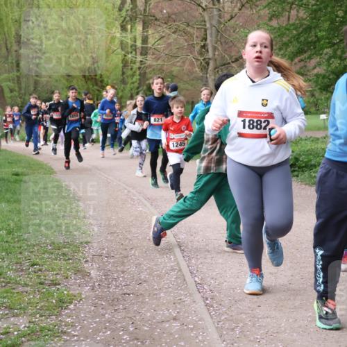 19.04.2026 - Hammer Lauf Lena Gebhardt http://msf.ph/oto/9562665 19.04.2026 09:26:50 Laufen 1555, 1058, 1024, 821, 1245, 16, 1882, 16, 14 meine-sportfotos.de