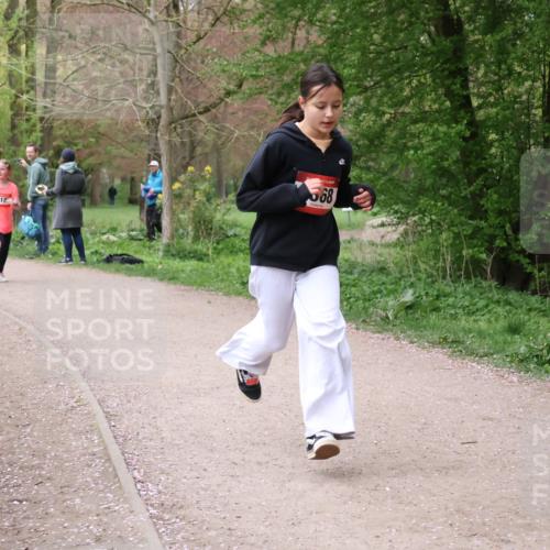19.04.2026 - Hammer Lauf Lena Gebhardt http://msf.ph/oto/9562924 19.04.2026 09:28:32 Laufen 112, 568 meine-sportfotos.de
