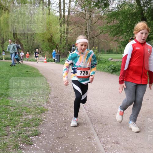 19.04.2026 - Hammer Lauf Lena Gebhardt http://msf.ph/oto/9562962 19.04.2026 09:28:52 Laufen 16, 776 meine-sportfotos.de