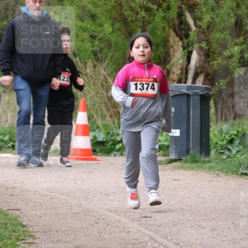 19.04.2026 - Hammer Lauf Lena Gebhardt http://msf.ph/oto/9563023 19.04.2026 09:30:21 Laufen 1233, 1232, 16, 1374 meine-sportfotos.de