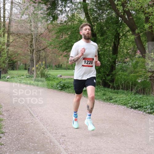 19.04.2026 - Hammer Lauf Lena Gebhardt http://msf.ph/oto/9563071 19.04.2026 10:02:46 Laufen 16, 1220 meine-sportfotos.de
