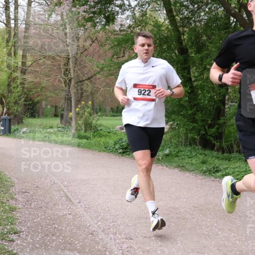 19.04.2026 - Hammer Lauf Lena Gebhardt http://msf.ph/oto/9563165 19.04.2026 10:05:23 Laufen 16, 922, 16, 355 meine-sportfotos.de