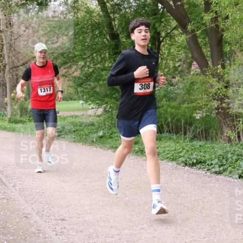 19.04.2026 - Hammer Lauf Lena Gebhardt http://msf.ph/oto/9563329 19.04.2026 10:07:50 Laufen 1317, 16, 308 meine-sportfotos.de