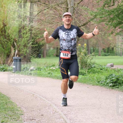 19.04.2026 - Hammer Lauf Lena Gebhardt http://msf.ph/oto/9563342 19.04.2026 10:08:06 Laufen 182 meine-sportfotos.de