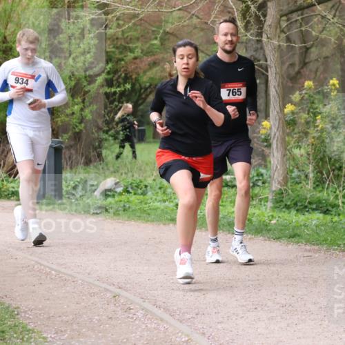 19.04.2026 - Hammer Lauf Lena Gebhardt http://msf.ph/oto/9563449 19.04.2026 10:09:28 Laufen 934, 765 meine-sportfotos.de