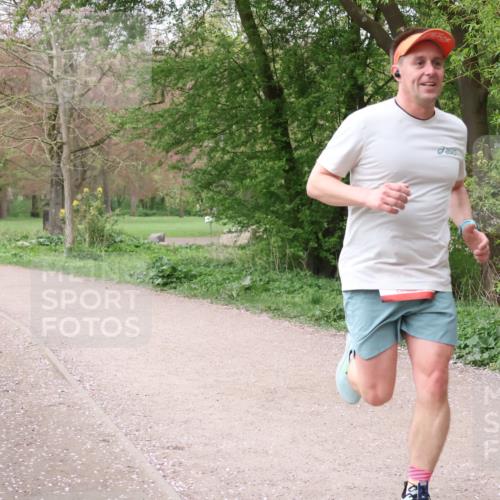 19.04.2026 - Hammer Lauf Lena Gebhardt http://msf.ph/oto/9563571 19.04.2026 10:11:00 Laufen 86, 1124 meine-sportfotos.de