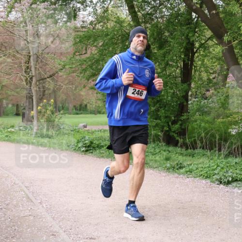 19.04.2026 - Hammer Lauf Lena Gebhardt http://msf.ph/oto/9563661 19.04.2026 10:11:57 Laufen 200, 16, 246 meine-sportfotos.de