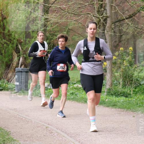 19.04.2026 - Hammer Lauf Lena Gebhardt http://msf.ph/oto/9563667 19.04.2026 10:12:04 Laufen 1021, 78, 252 meine-sportfotos.de